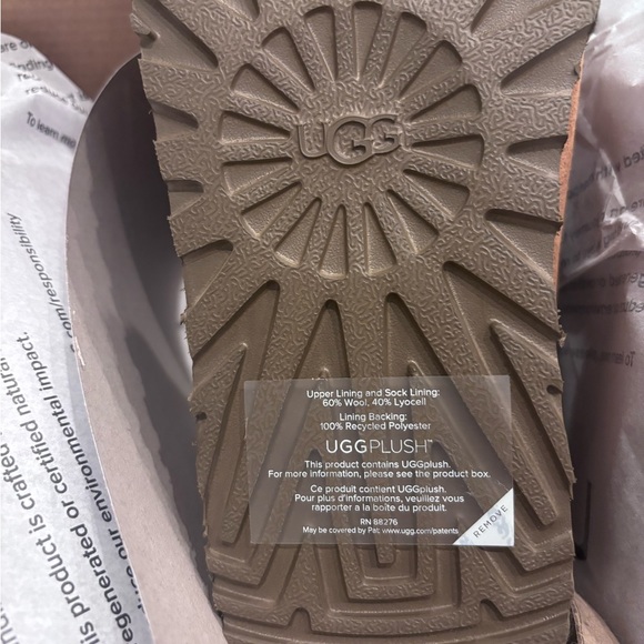 Brand new women’s Tasman Uggs size 6 chestnut. In original box and packa… - Picture 8 of 15